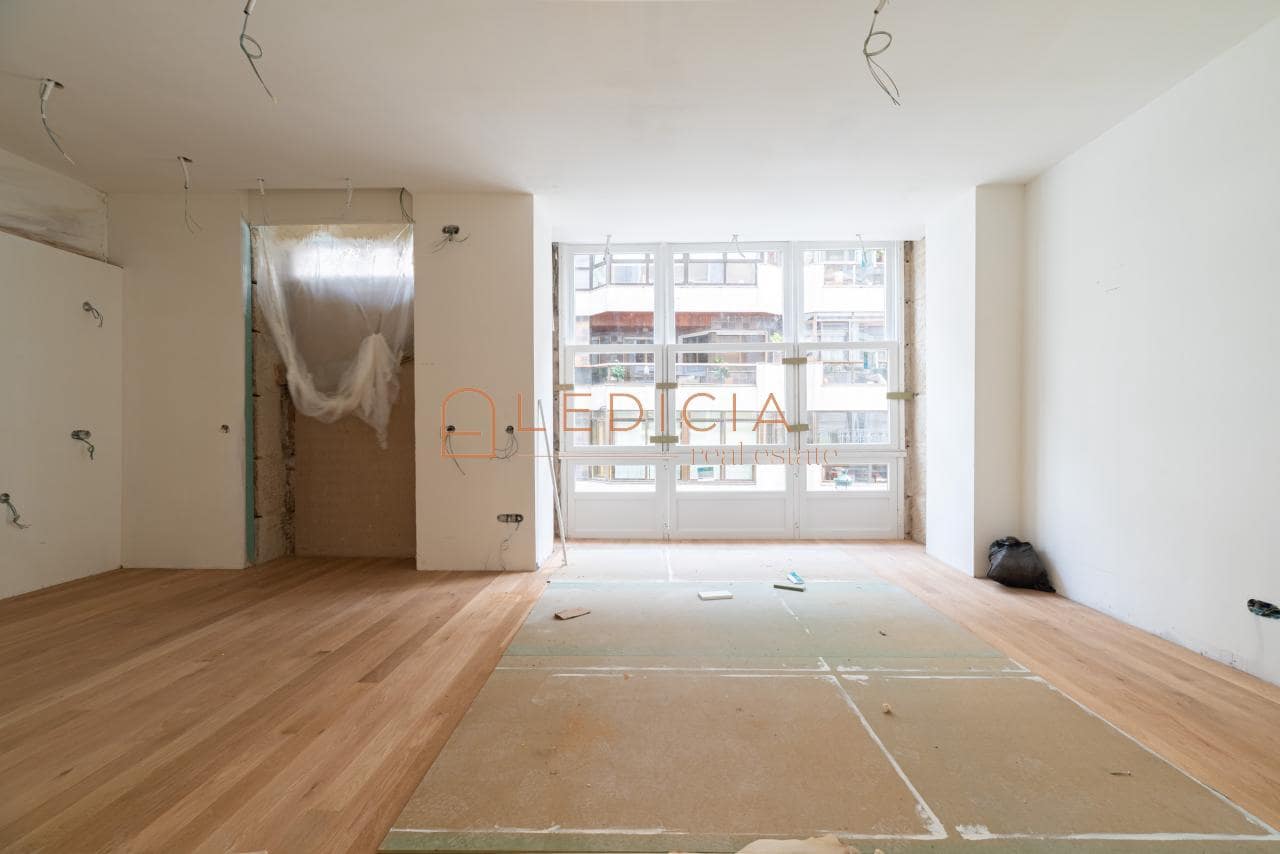 3 sypialnia Mieszkanie na sprzedaż w Vigo z garażem - 710 000 € (Ref: 9883996)