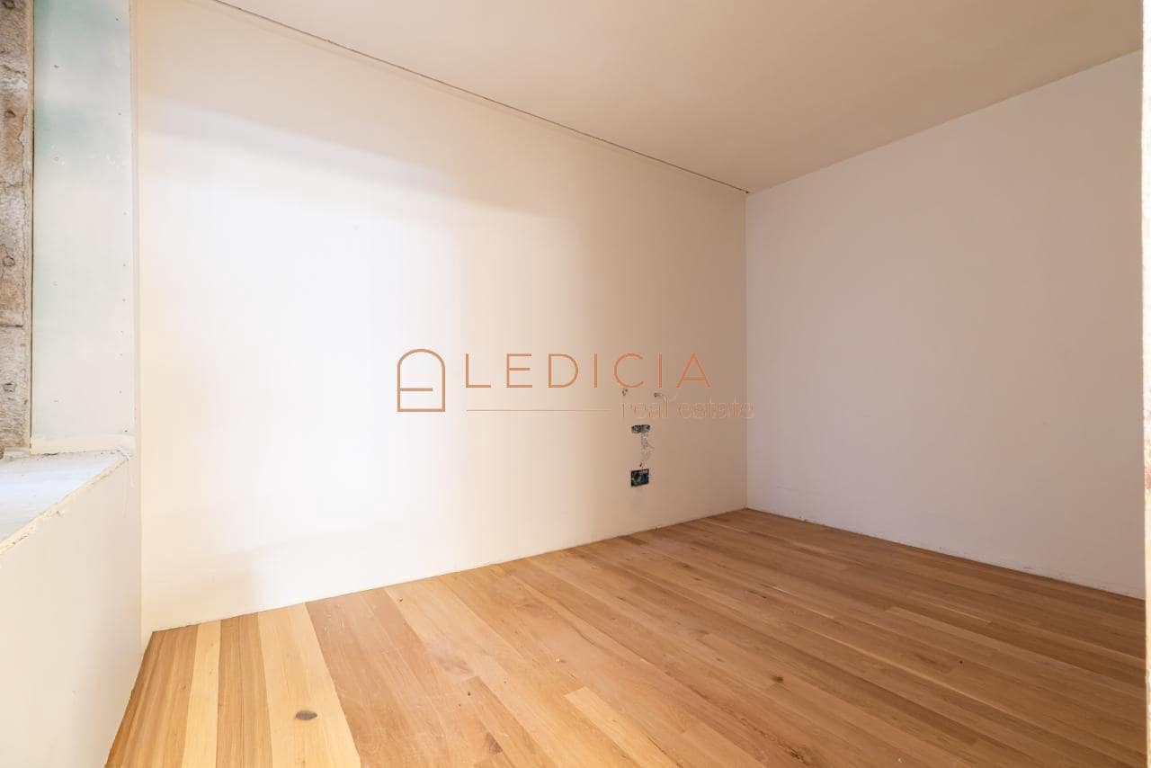 3 bedroom Flat for sale in Vigo with garage - € 710,000 (Ref: 9883996)