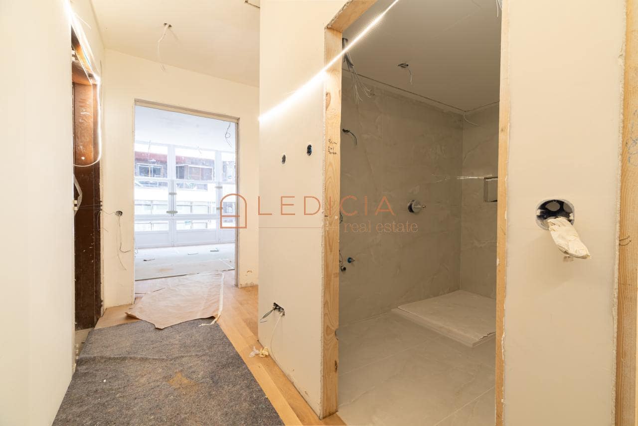 3 bedroom Flat for sale in Vigo with garage - € 700,000 (Ref: 9883997)