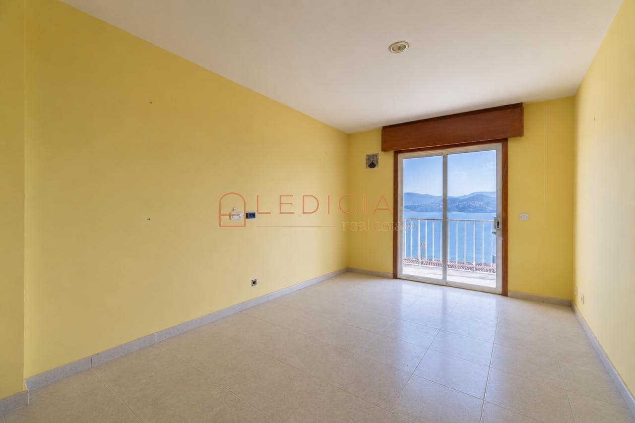 20 slaapkamer Huis te koop in Poio met garage - € 720.000 (Ref: 9902771)