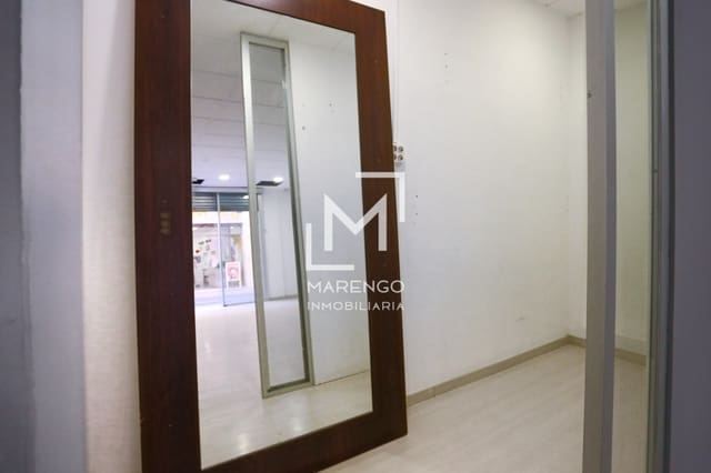Shop for rent in Vilanova i la Geltrú - € 1,100 (Ref: 7953300)