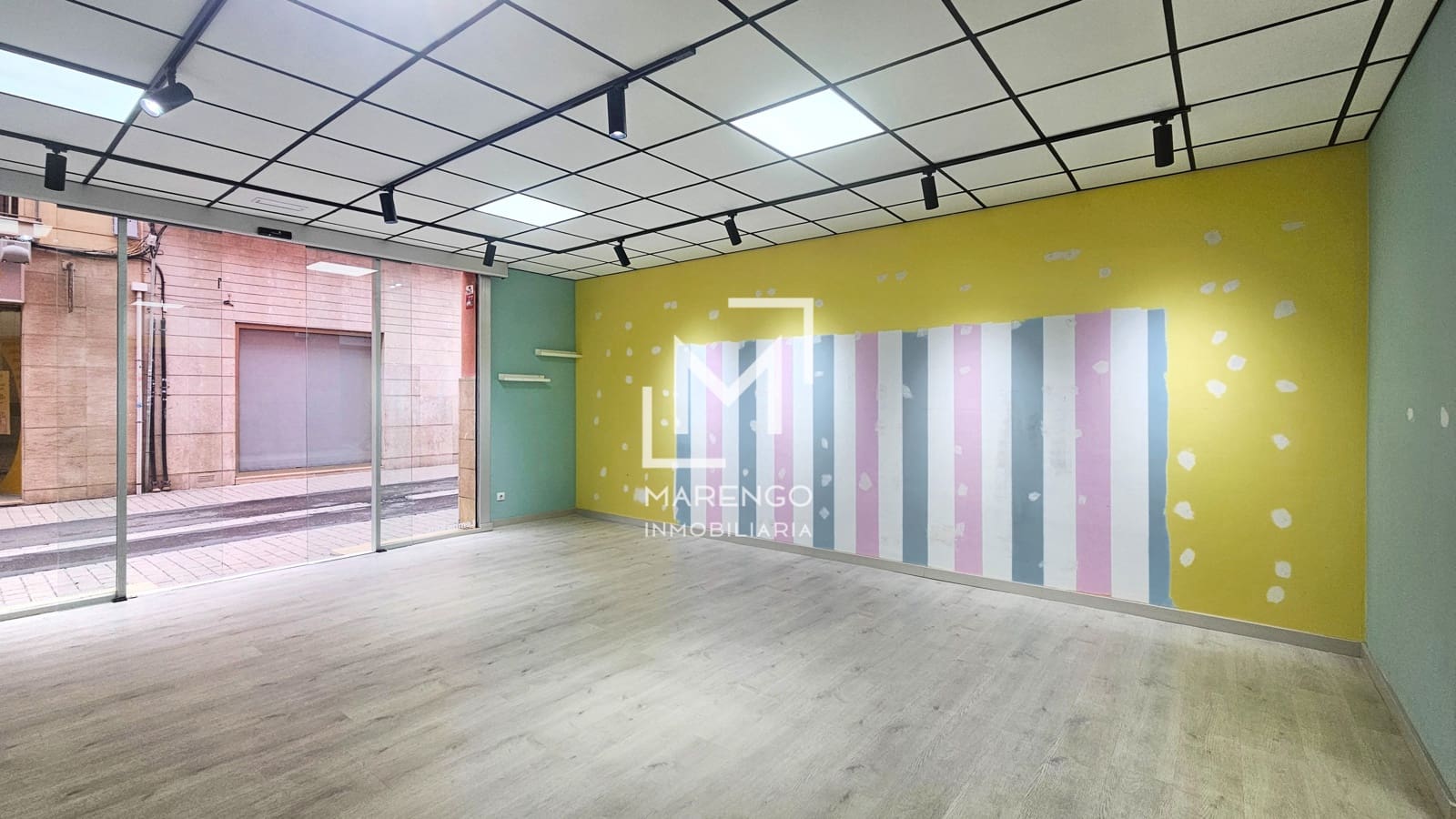 Kauppa vuokrattavana paikassa Vilanova i la Geltru - 1 100 € (Ref: 7953300)