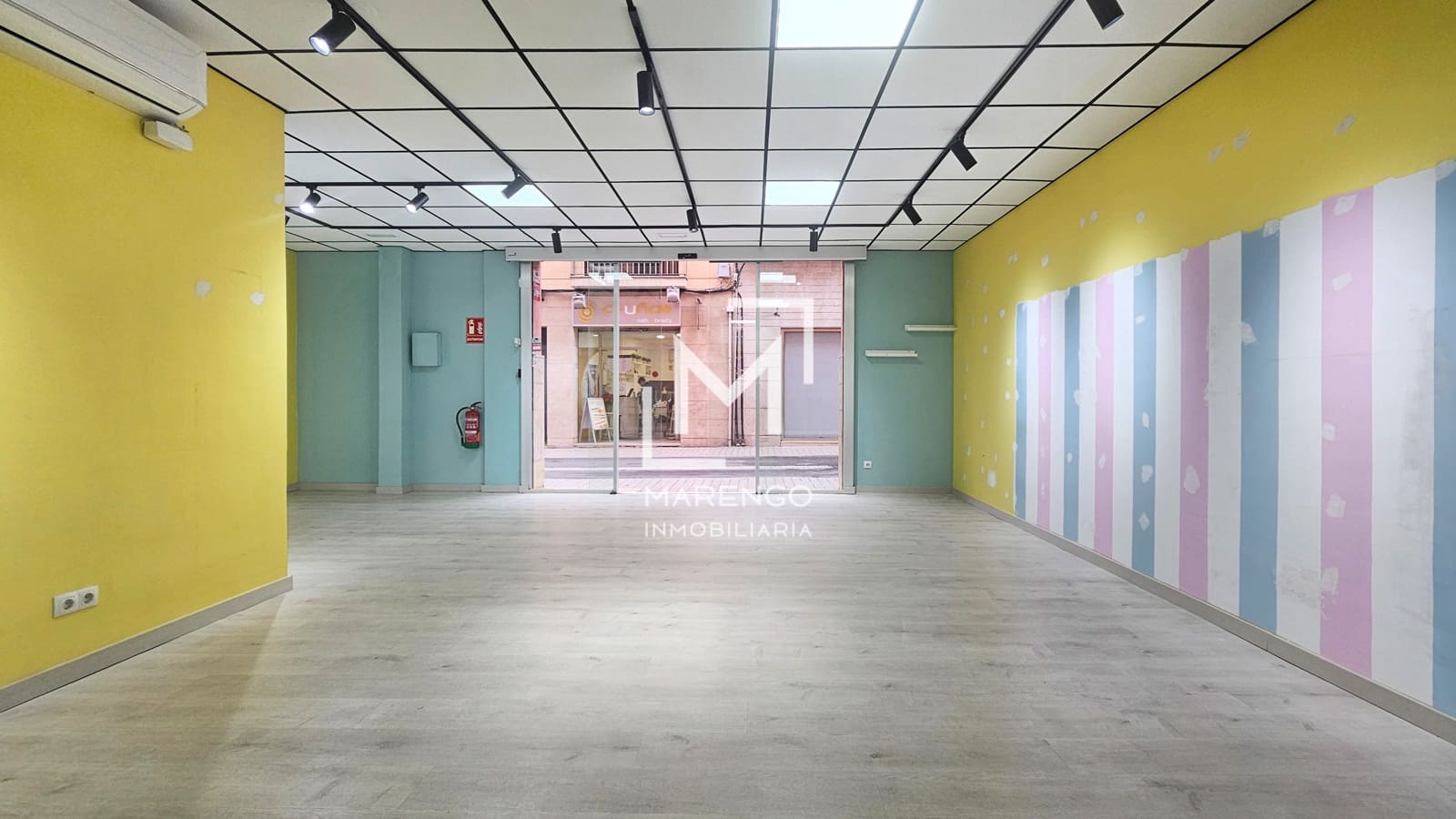 Kauppa vuokrattavana paikassa Vilanova i la Geltru - 1 100 € (Ref: 7953300)