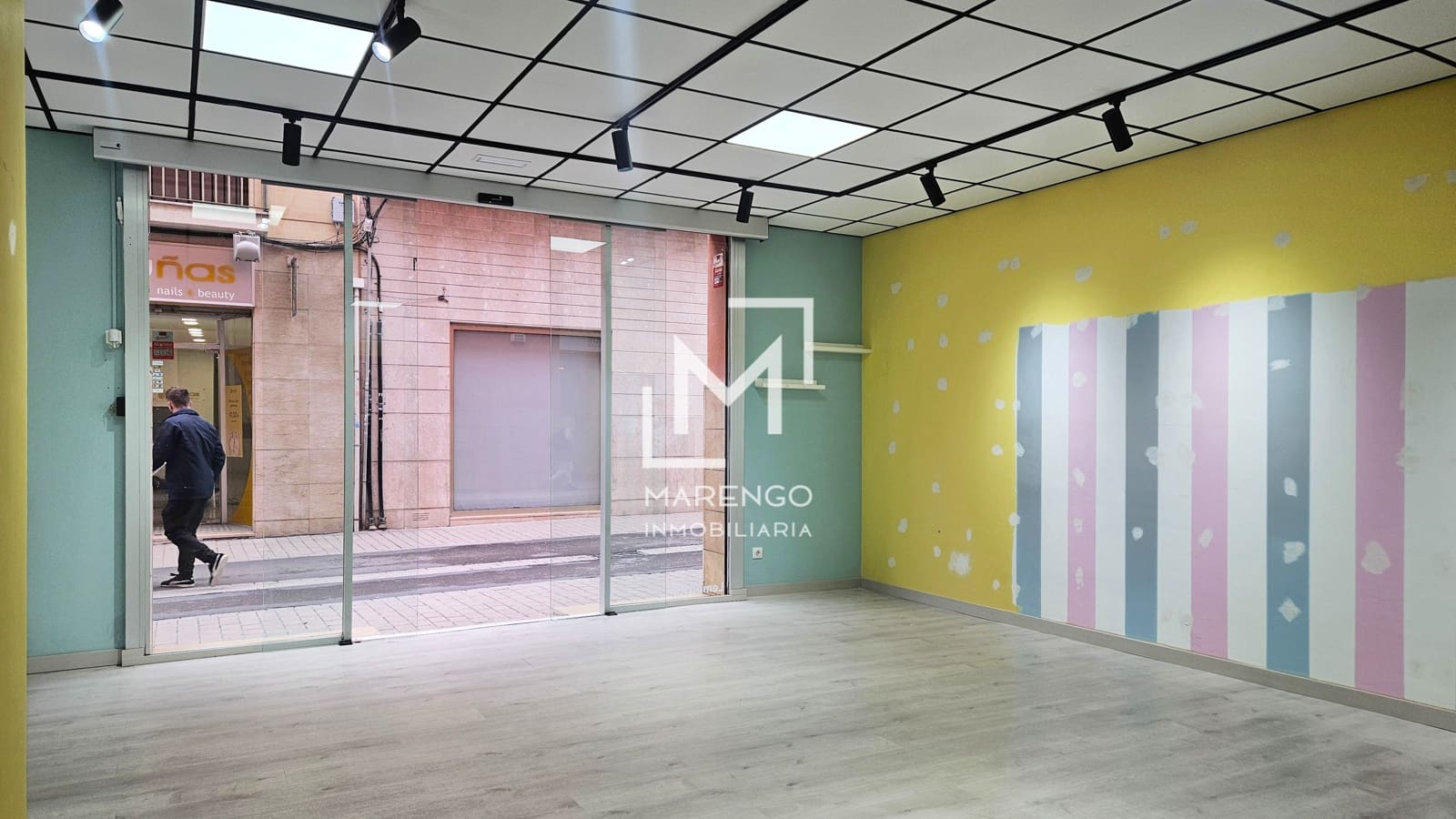 Kauppa vuokrattavana paikassa Vilanova i la Geltru - 1 100 € (Ref: 7953300)