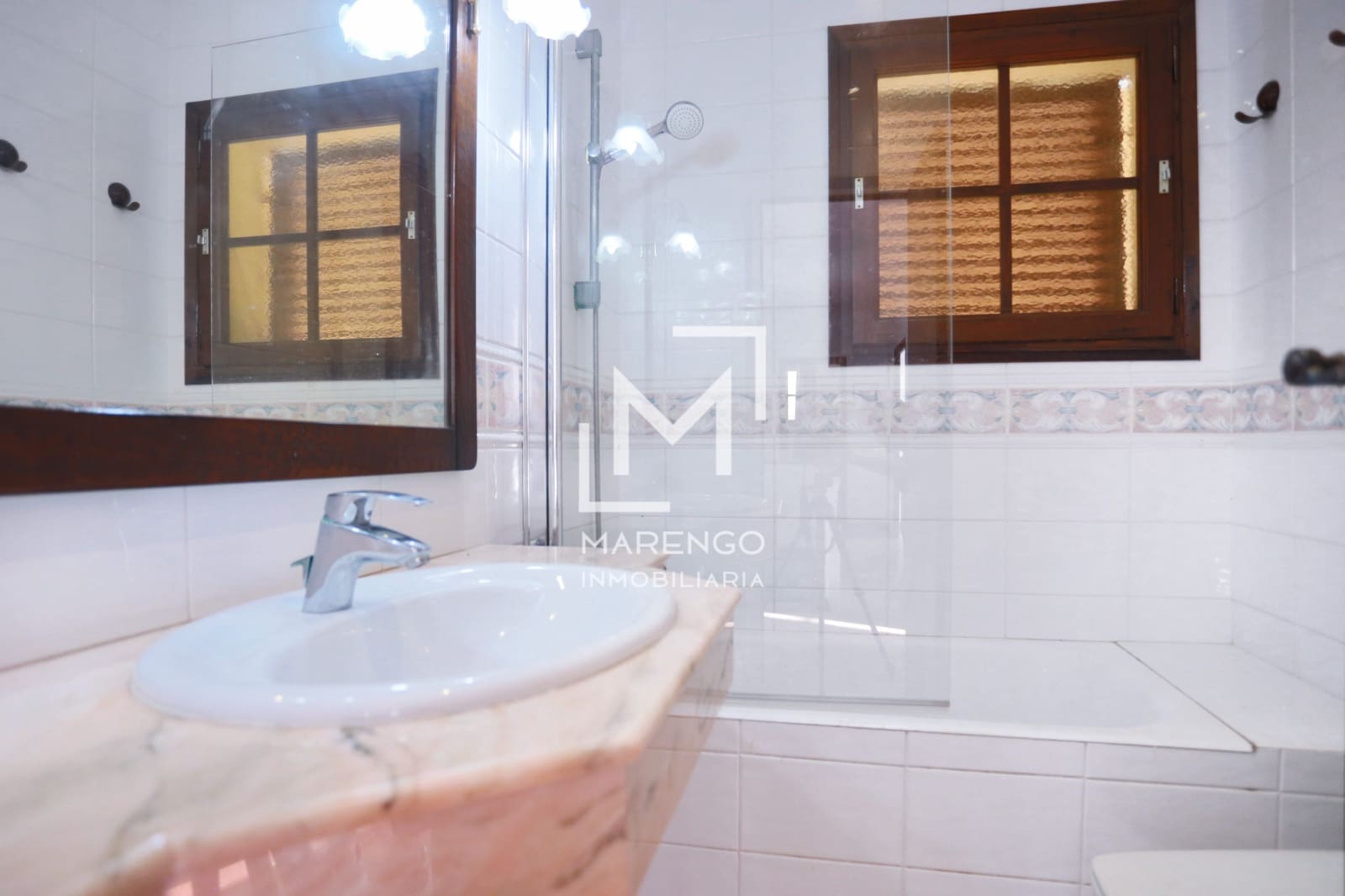 8 bedroom Townhouse for sale in Sitges with pool garage - € 1,390,000 (Ref: 8568959)