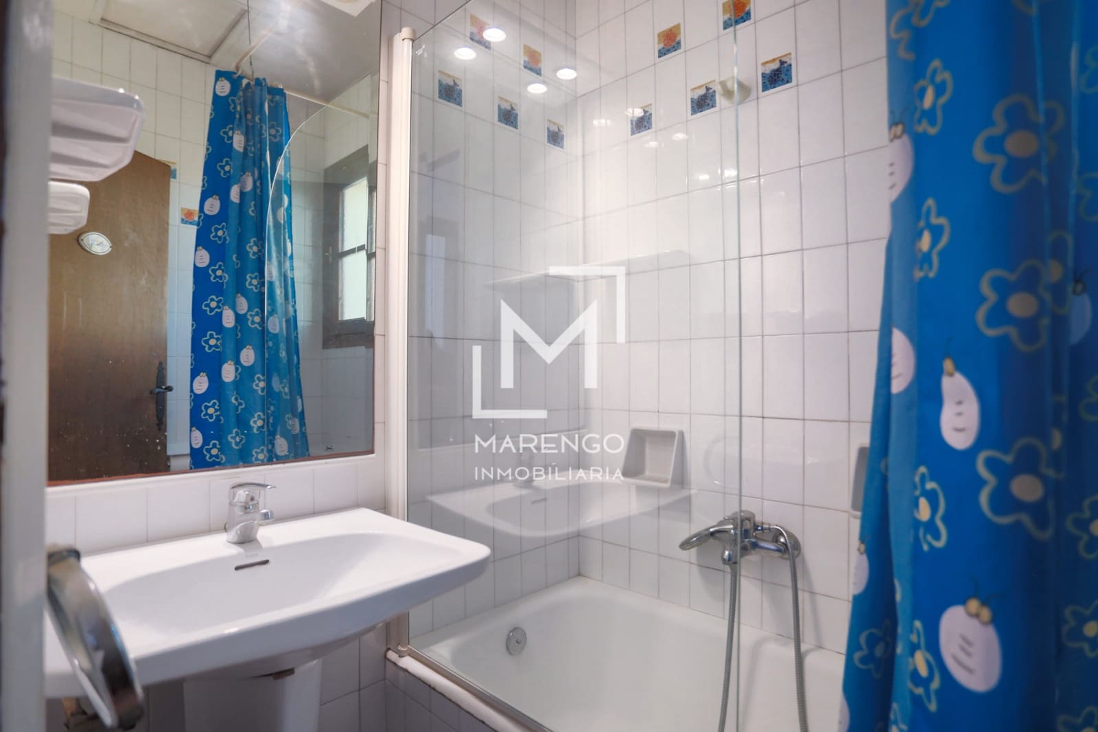 8 bedroom Townhouse for sale in Sitges with pool garage - € 1,390,000 (Ref: 8568959)