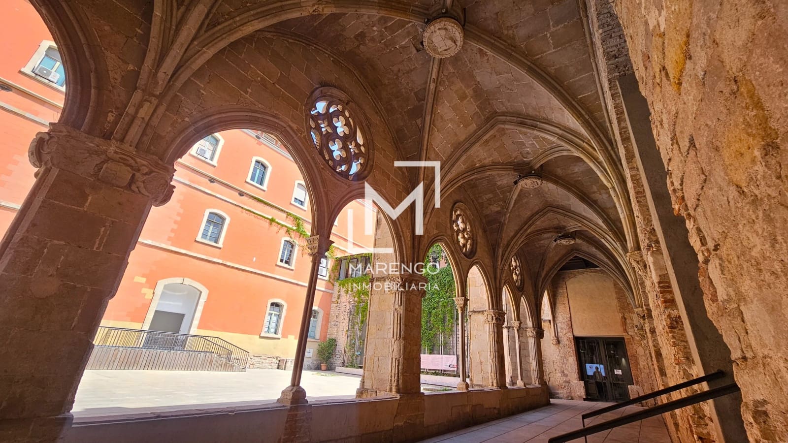2 makuuhuone Asunto myytävänä paikassa Barcelona kaupunki - 290 000 € (Ref: 9997560)