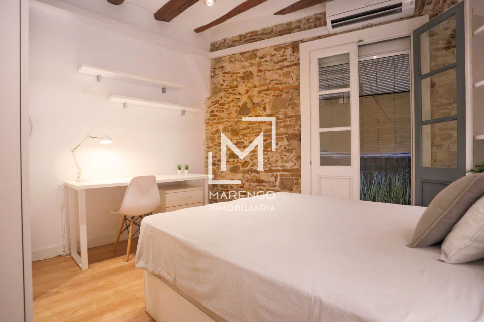 2 makuuhuone Asunto myytävänä paikassa Barcelona kaupunki - 290 000 € (Ref: 9997560)