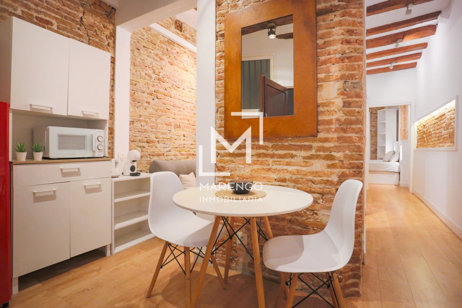 2 makuuhuone Asunto myytävänä paikassa Barcelona kaupunki - 290 000 € (Ref: 9997560)