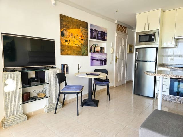 Apartamento de 1 habitación en Los Gigantes, Santiago del Teide en venta - 245.000 € (Ref: 8769367)