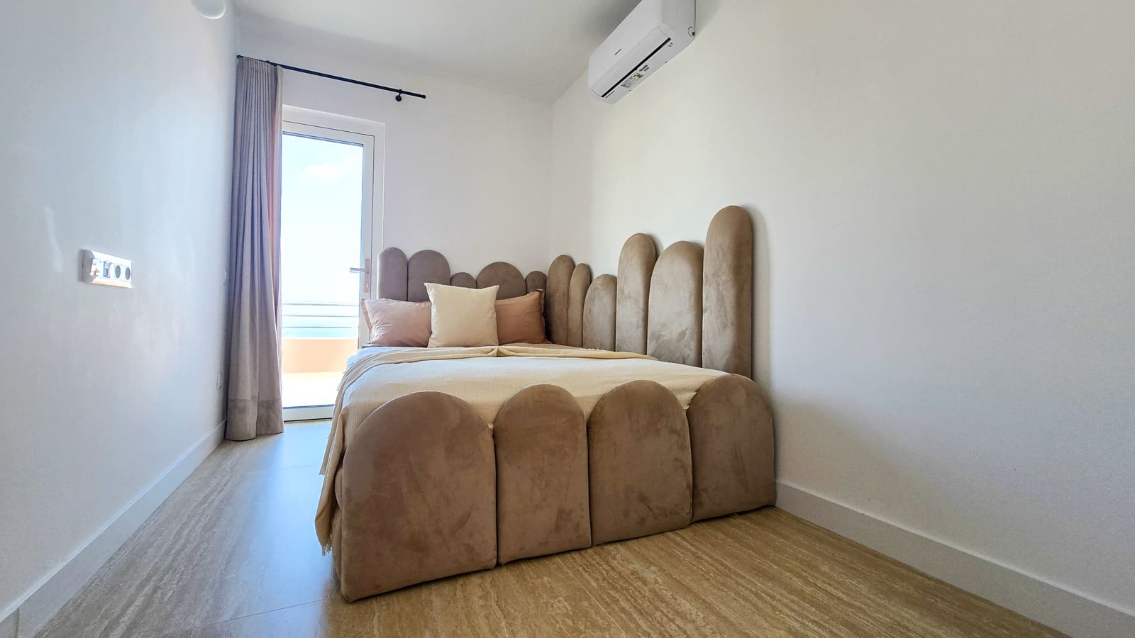 4 soverom Hus til salgs i El Madronal med garasje - € 750 000 (Ref: 9229911)