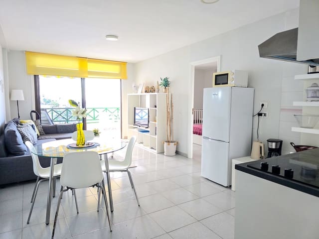 1 soveværelse Lejlighed til salg i Puerto Santiago, Santiago del Teide med swimmingpool - € 204.000 (Ref: 9304624)