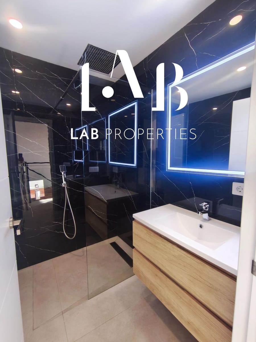 3 bedroom Villa for sale in Felanitx - € 429,000 (Ref: 7980022)