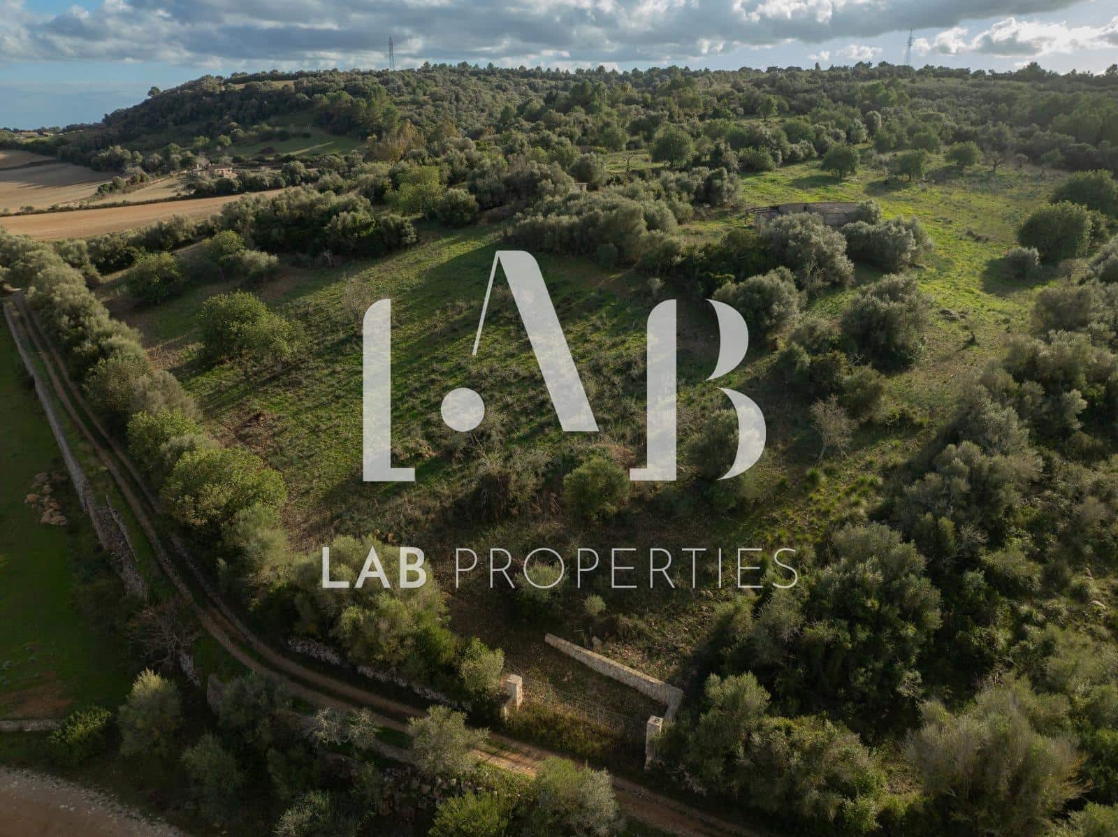 Rakentamaton maa myytävänä paikassa Manacor - 450 000 € (Ref: 8022891)