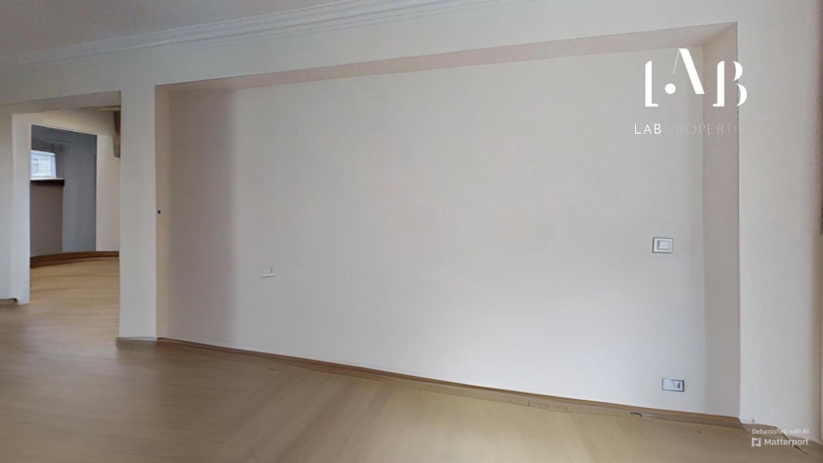 2 bedroom Flat for sale in El Toro / Port Adriano - € 370,000 (Ref: 8792734)