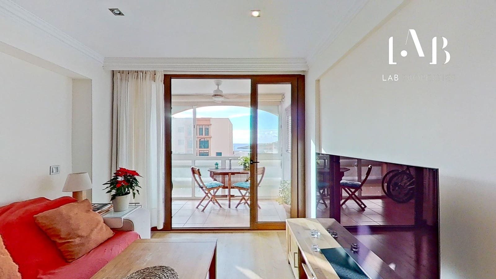 2 soverom Leilighet til salgs i El Toro / Port Adriano - € 370 000 (Ref: 8792734)