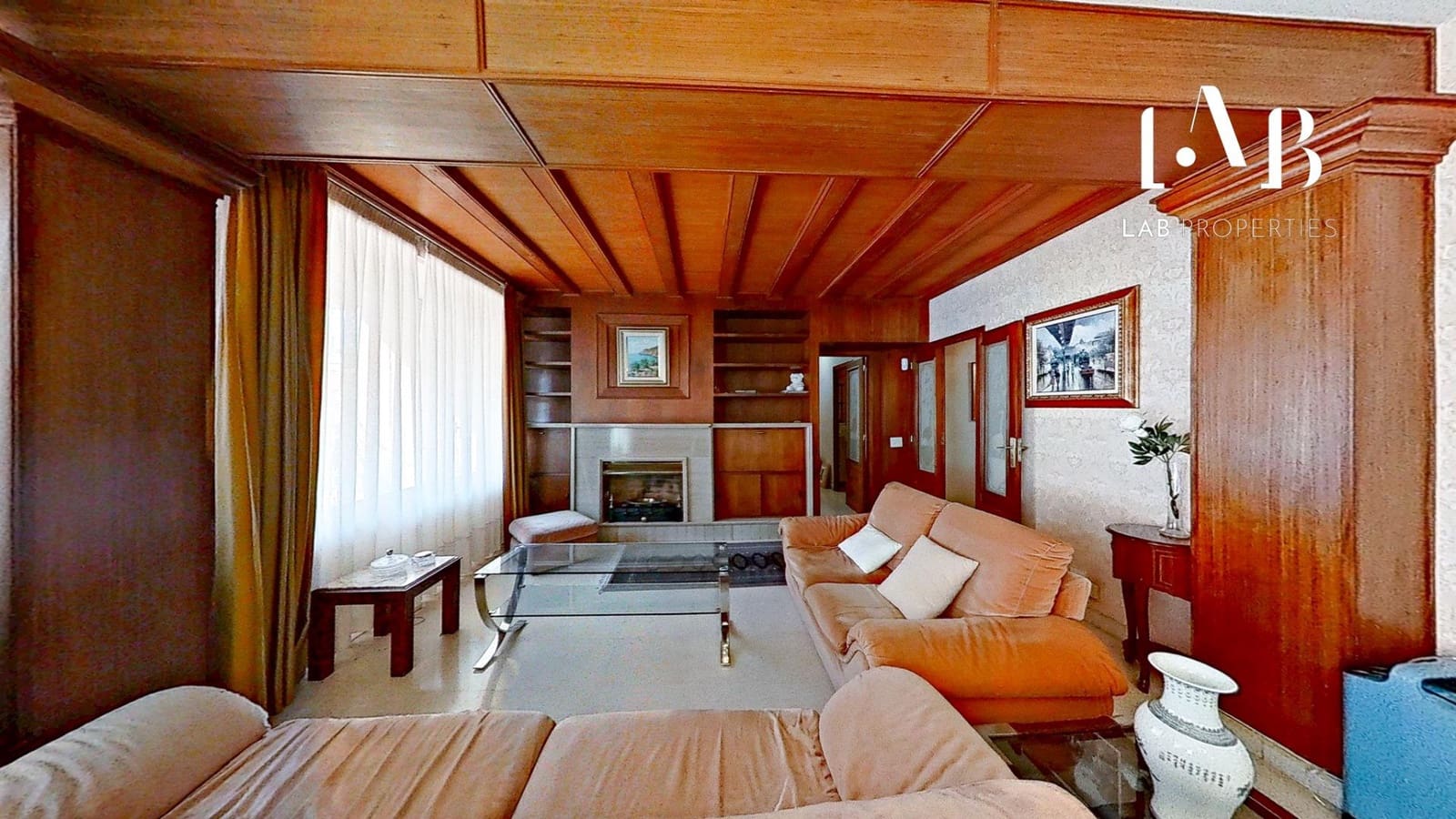 6 bedroom Flat for sale in Palma de Mallorca with garage - € 625,000 (Ref: 8802048)