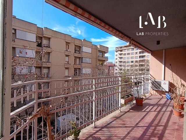 Piso de 6 habitaciones en Pere Garau, Palma de Mallorca en venta con garaje - 625.000 € (Ref: 8802048)