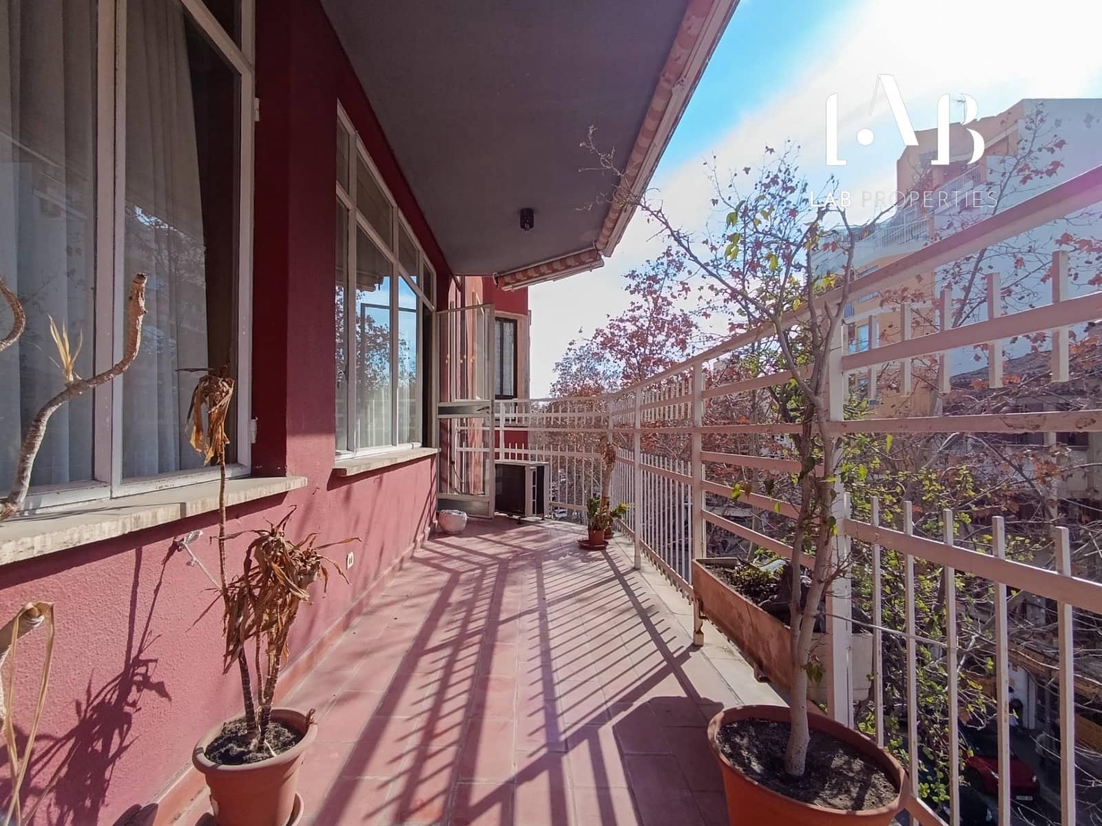 Piso de 6 habitaciones en Palma de Mallorca en venta con garaje - 625.000 € (Ref: 8802048)