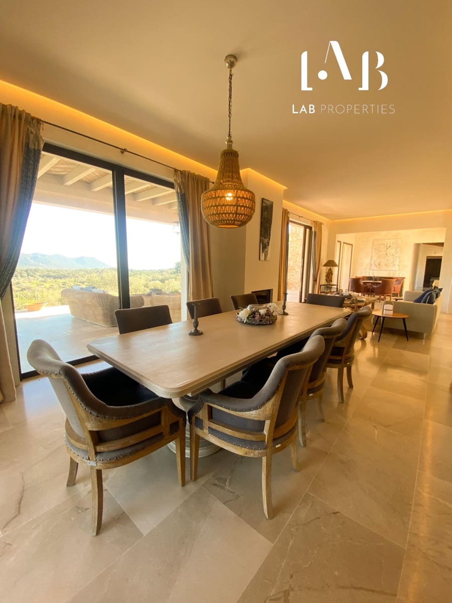 5 soveværelse Finca/Landehus til salg i Cala Millor med swimmingpool - € 3.650.000 (Ref: 8817798)