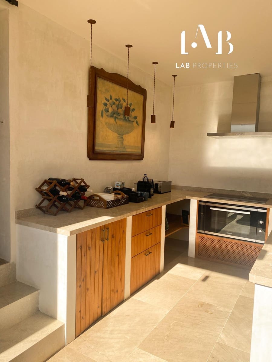 5 soveværelse Finca/Landehus til salg i Cala Millor med swimmingpool - € 3.650.000 (Ref: 8817798)