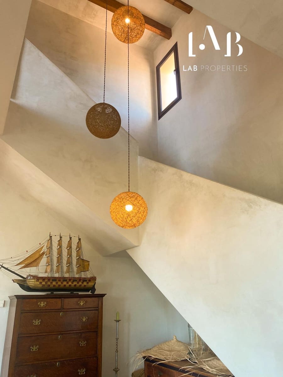 5 soveværelse Finca/Landehus til salg i Cala Millor med swimmingpool - € 3.650.000 (Ref: 8817798)