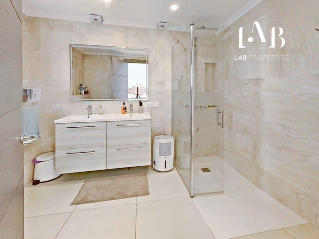 3 chambre Appartement à vendre à Cala d'Or, Santanyí avec garage - 499 000 € (Ref: 8817800)