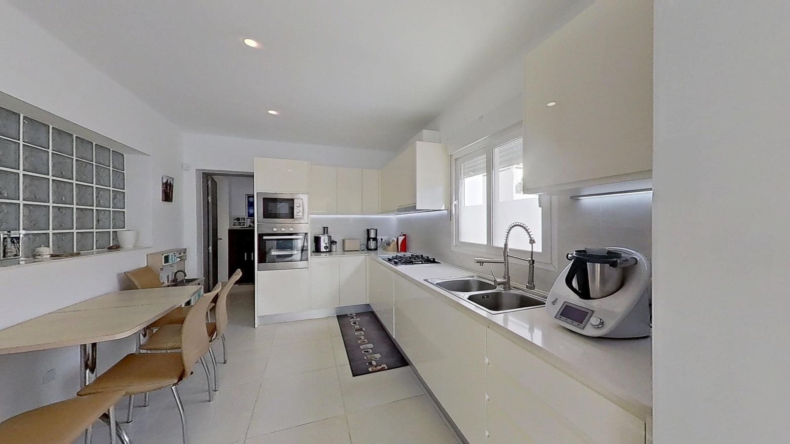 6 soveværelse Villa til salg i Cala d'Or med garage - € 819.000 (Ref: 8834554)