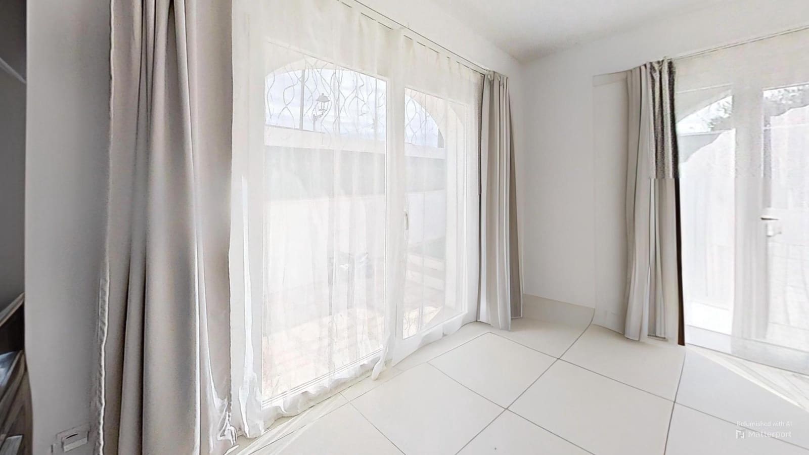 6 soveværelse Villa til salg i Cala d'Or med garage - € 819.000 (Ref: 8834554)