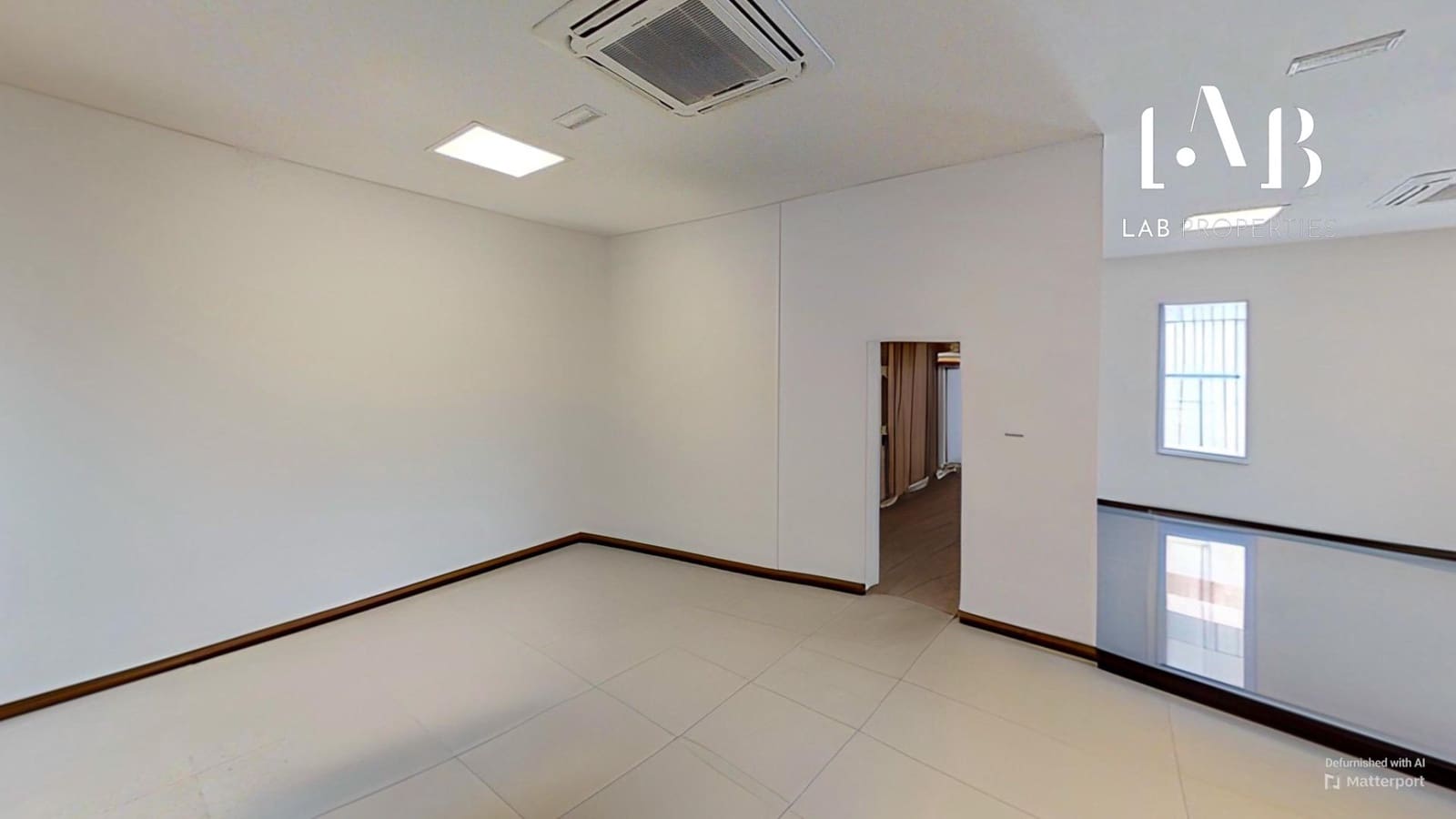 Bedrijf te huur in Llucmajor - € 800 (Ref: 8836843)