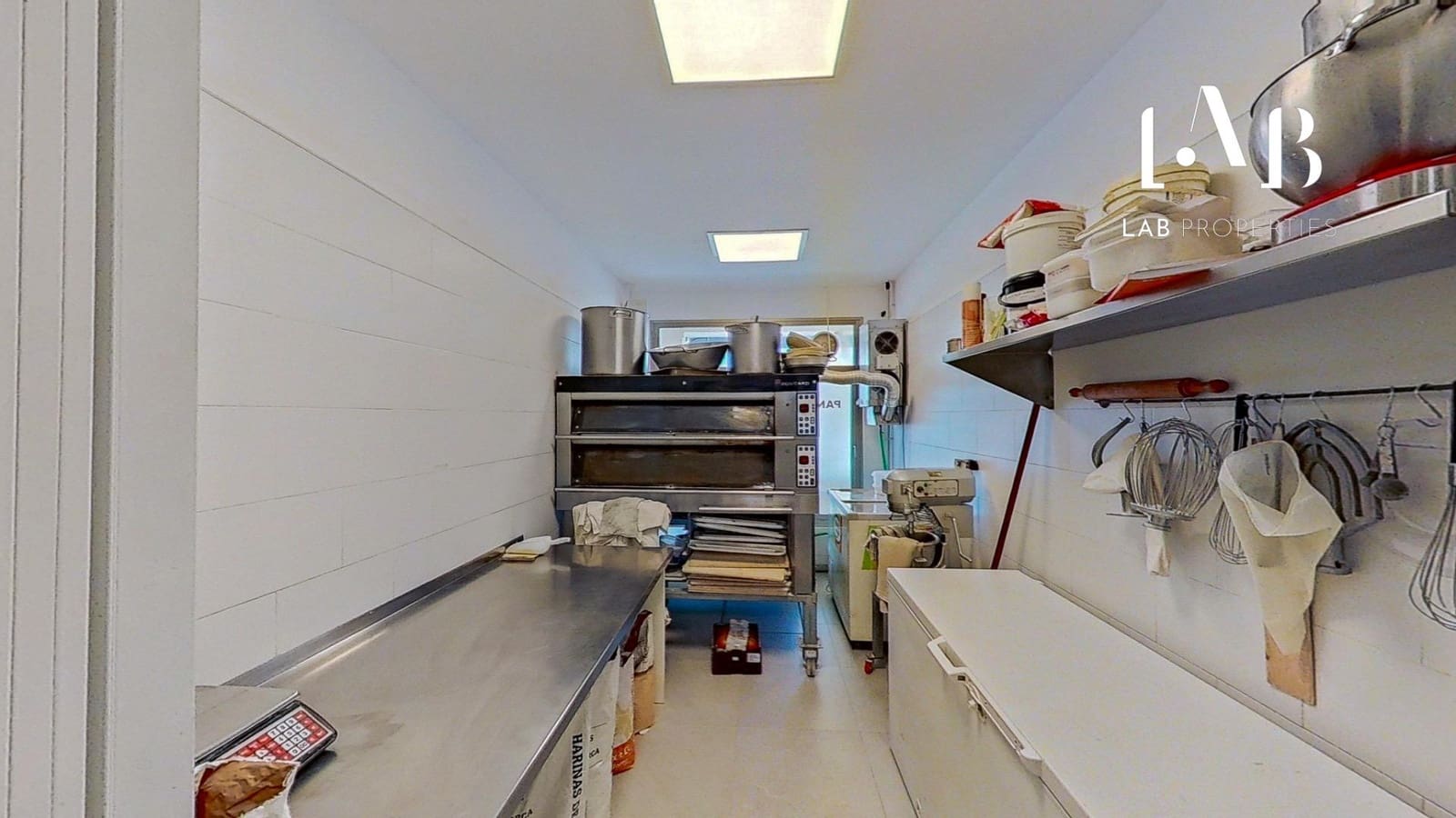 Empresa para arrendar em Llucmajor - 800 € (Ref: 8836843)