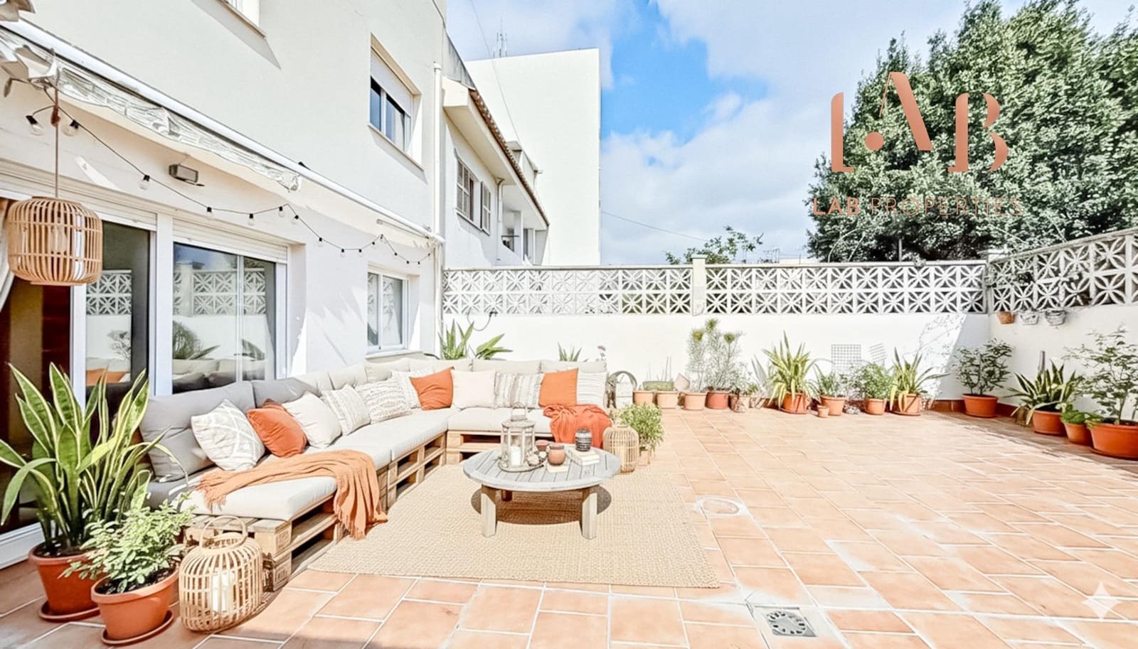 5 quarto Moradia em Banda para venda em Coll d'en Rabassa com garagem - 699 000 € (Ref: 8841233)