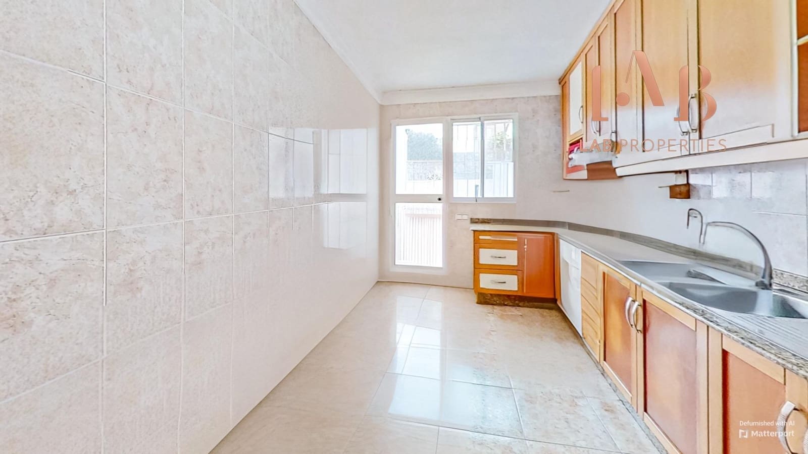 5 quarto Moradia em Banda para venda em Coll d'en Rabassa com garagem - 699 000 € (Ref: 8841233)