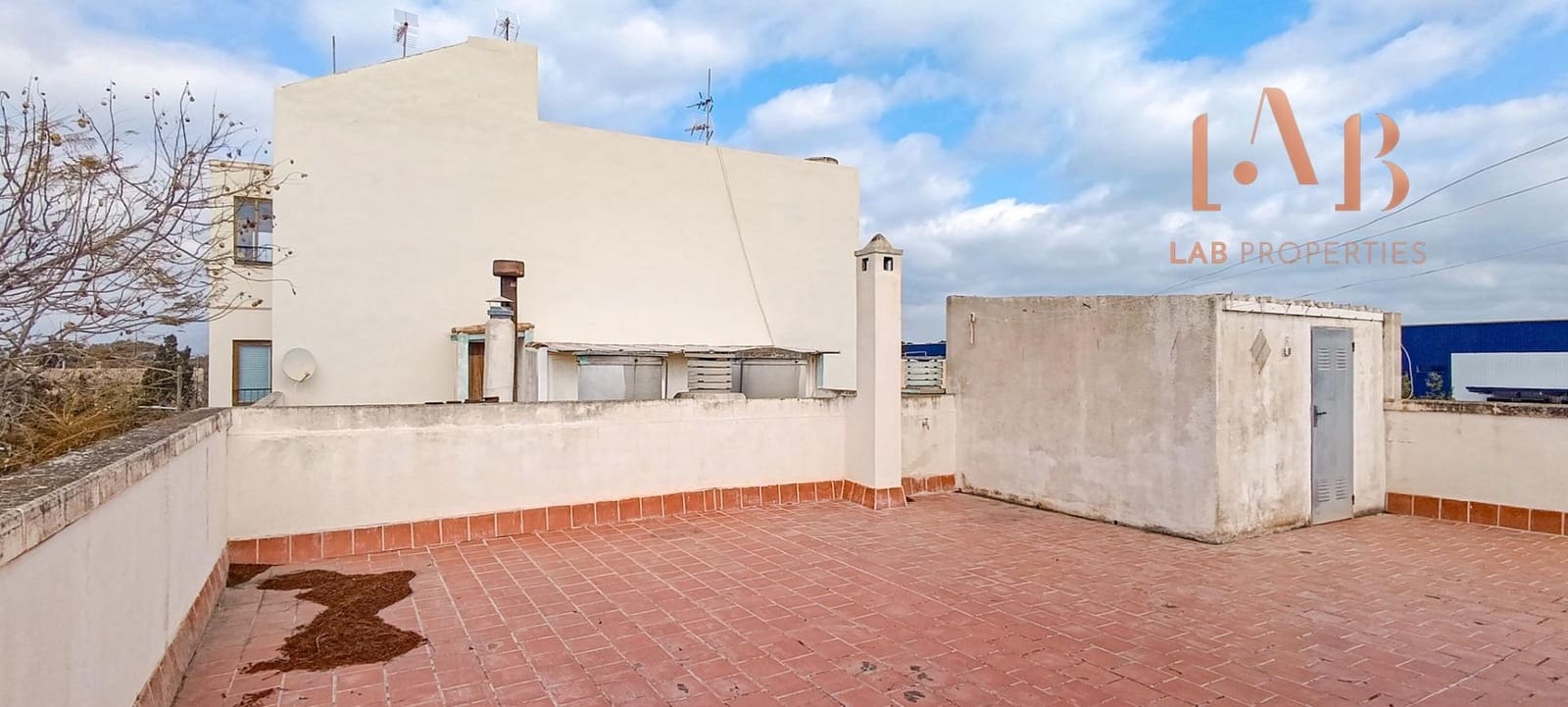 5 quarto Moradia em Banda para venda em Coll d'en Rabassa com garagem - 699 000 € (Ref: 8841233)