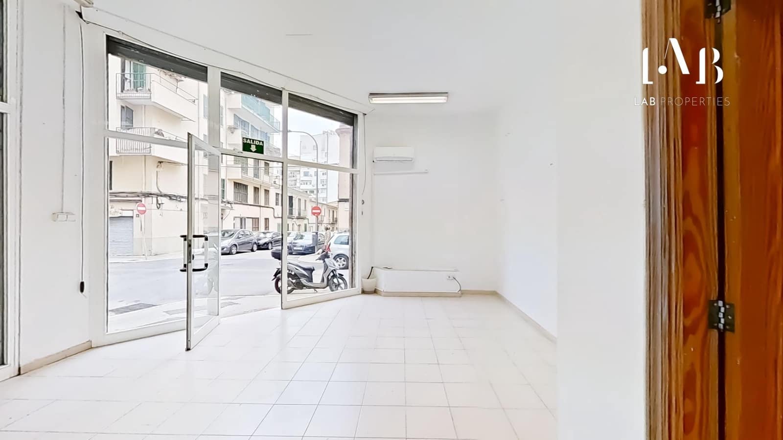 Kommersiell till salu i Palma de Mallorca - 125 000 € (Ref: 8913151)