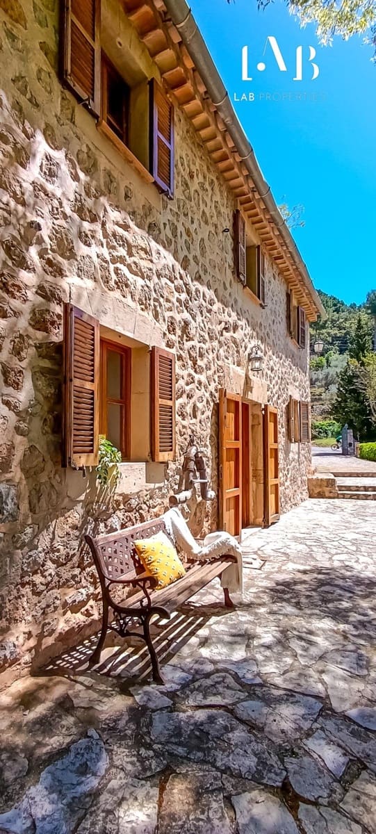 5 chambre Finca/Maison de Campagne à vendre à Valldemosa avec garage - 1 399 000 € (Ref: 8950656)