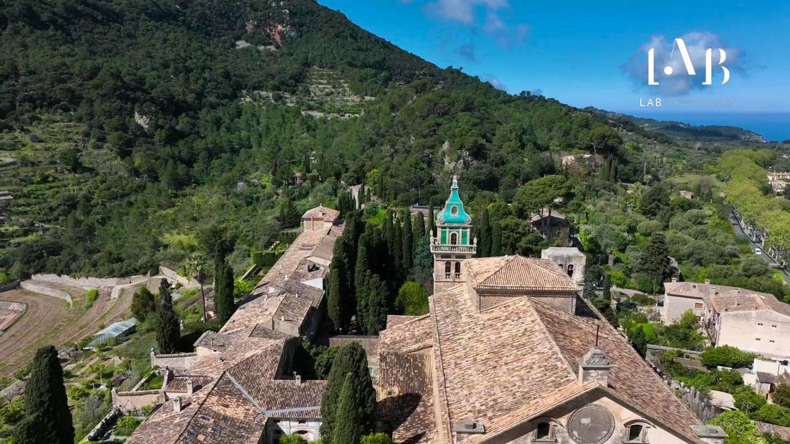 5 chambre Finca/Maison de Campagne à vendre à Valldemosa avec garage - 1 399 000 € (Ref: 8950656)