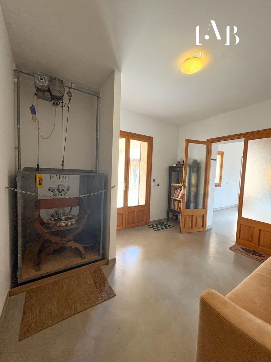 8 slaapkamer Finca/Landhuis te koop in Campos met zwembad garage - € 2.430.000 (Ref: 8961557)