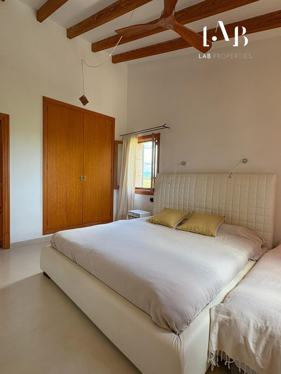 8 slaapkamer Finca/Landhuis te koop in Campos met zwembad garage - € 2.430.000 (Ref: 8961557)