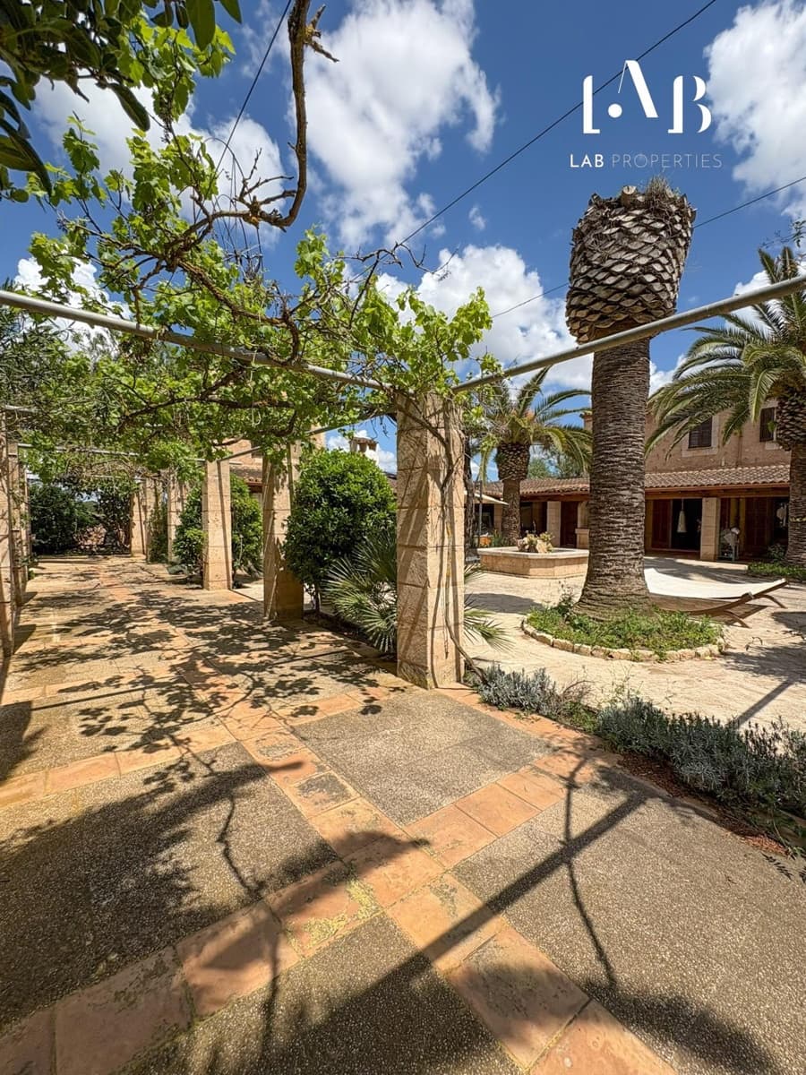 8 slaapkamer Finca/Landhuis te koop in Campos met zwembad garage - € 2.430.000 (Ref: 8961557)