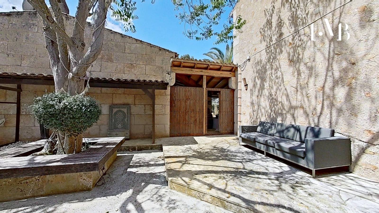 8 slaapkamer Finca/Landhuis te koop in Campos met zwembad garage - € 2.430.000 (Ref: 8961557)