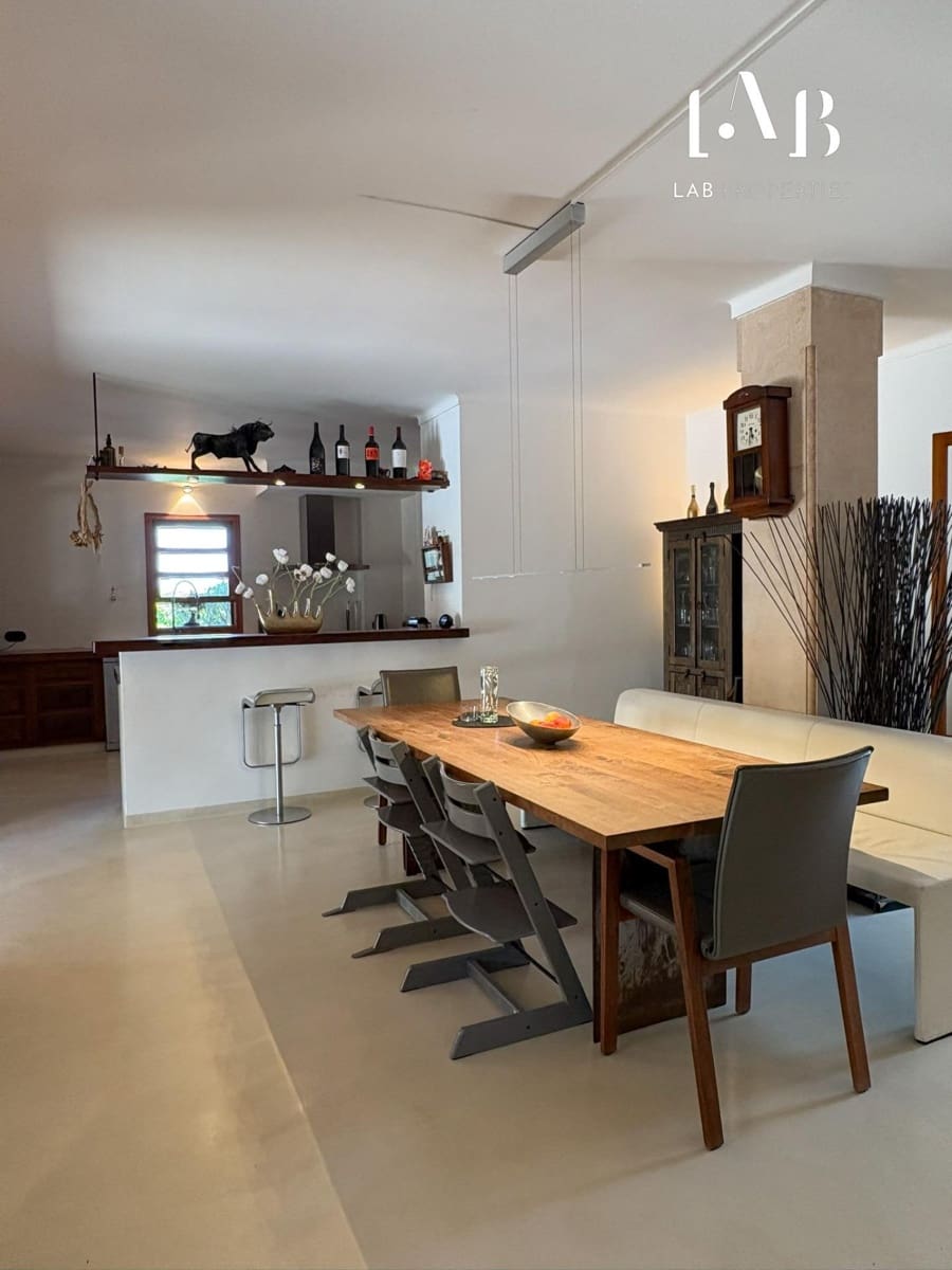 8 slaapkamer Finca/Landhuis te koop in Campos met zwembad garage - € 2.430.000 (Ref: 8961557)