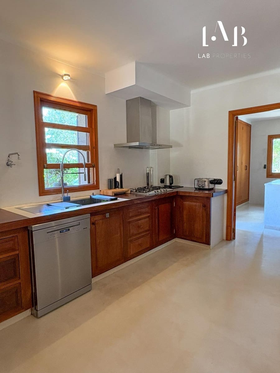 8 slaapkamer Finca/Landhuis te koop in Campos met zwembad garage - € 2.430.000 (Ref: 8961557)