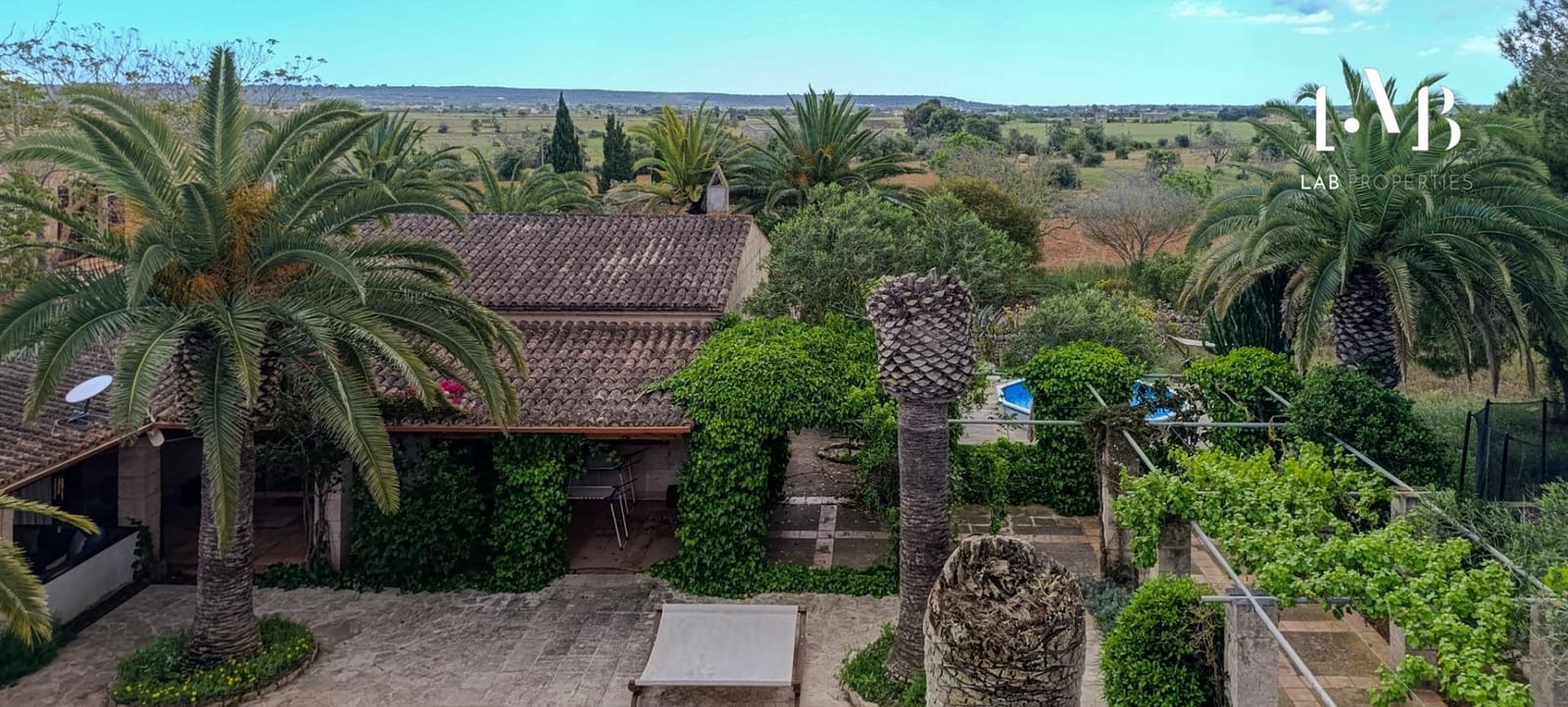 8 slaapkamer Finca/Landhuis te koop in Campos met zwembad garage - € 2.430.000 (Ref: 8961557)