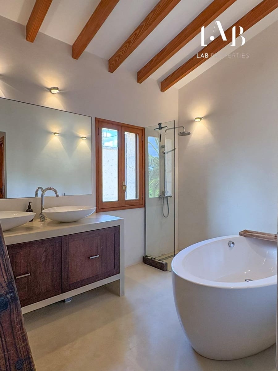 8 soverom Finca/Herregård til salgs i Campos med svømmebasseng garasje - € 2 430 000 (Ref: 8961557)