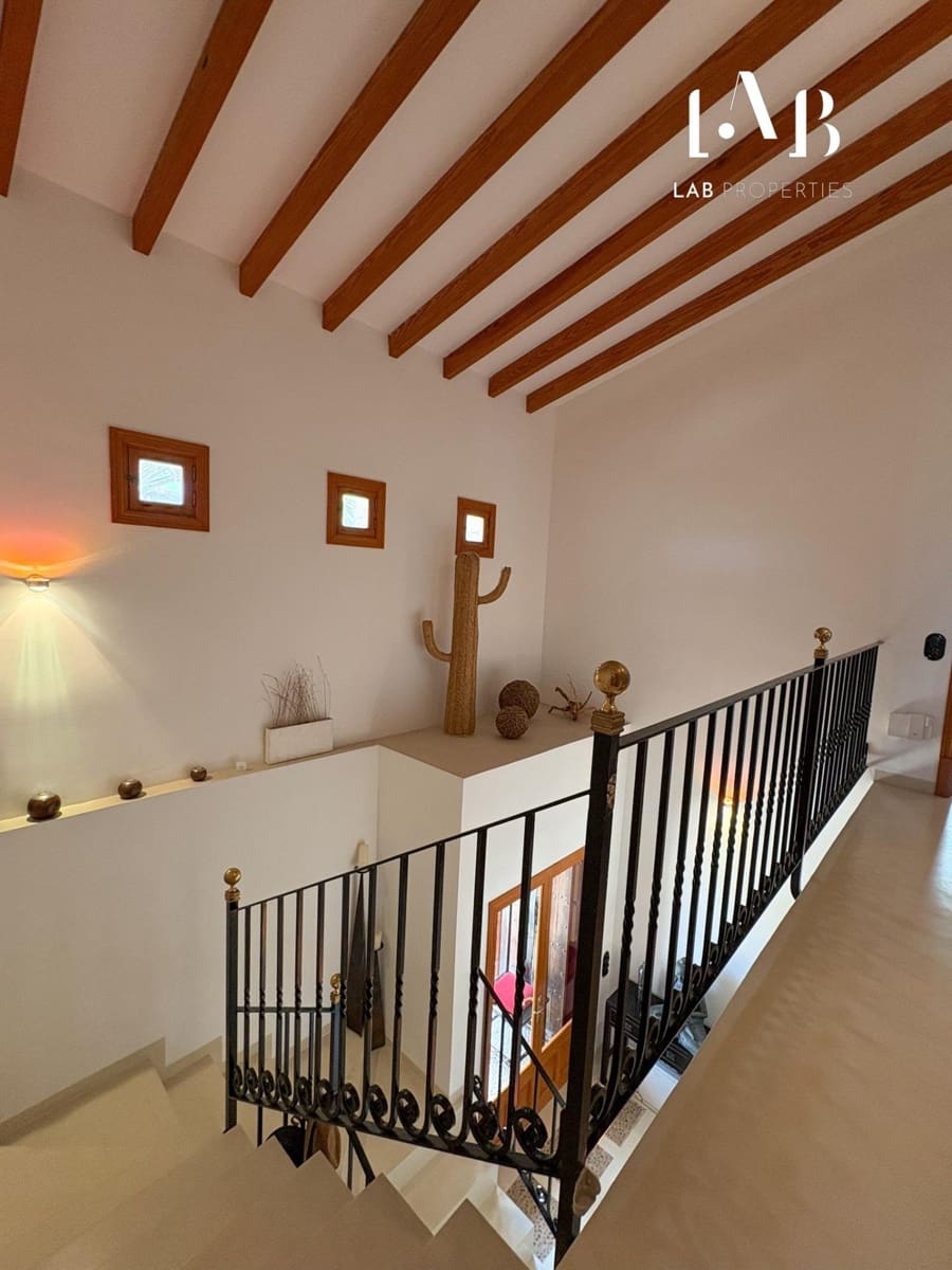 8 soverom Finca/Herregård til salgs i Campos med svømmebasseng garasje - € 2 430 000 (Ref: 8961557)