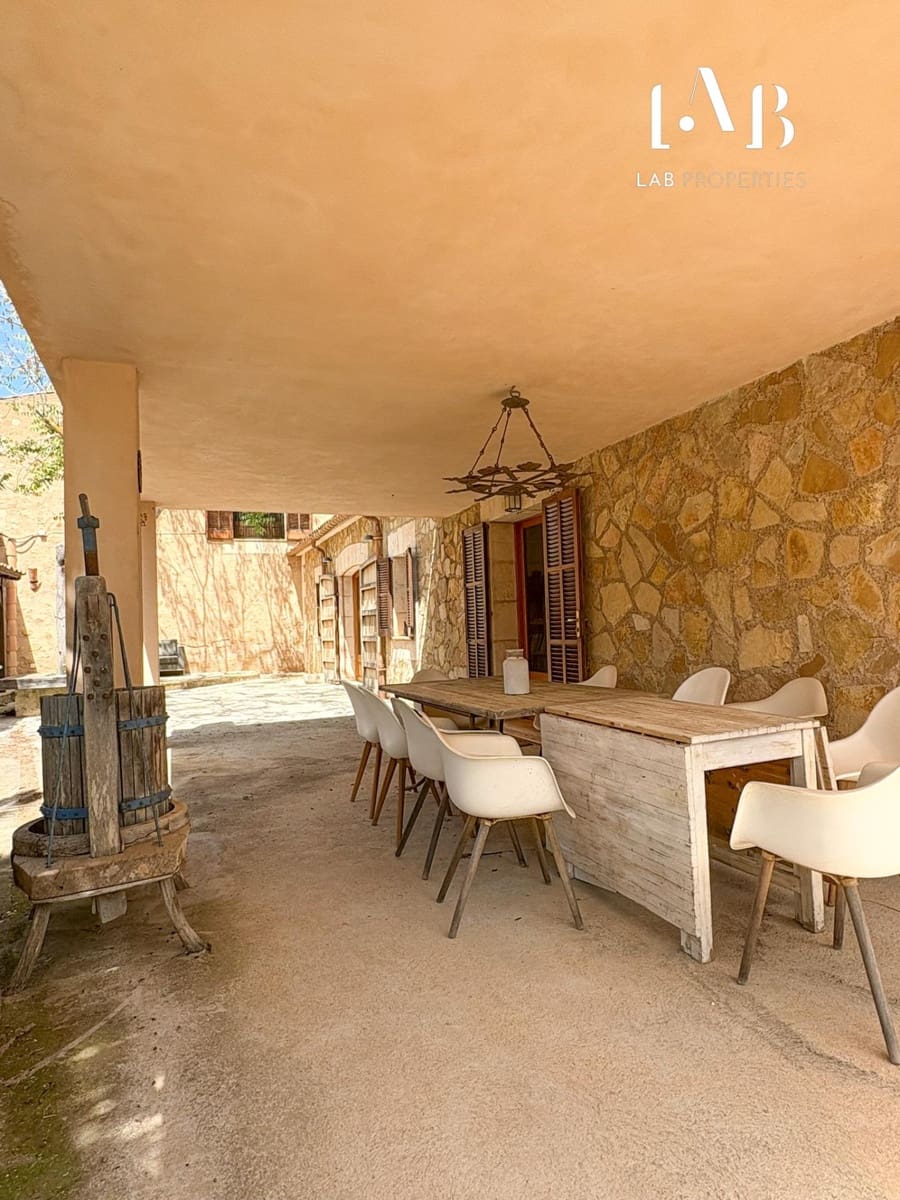 8 soverom Finca/Herregård til salgs i Campos med svømmebasseng garasje - € 2 430 000 (Ref: 8961557)