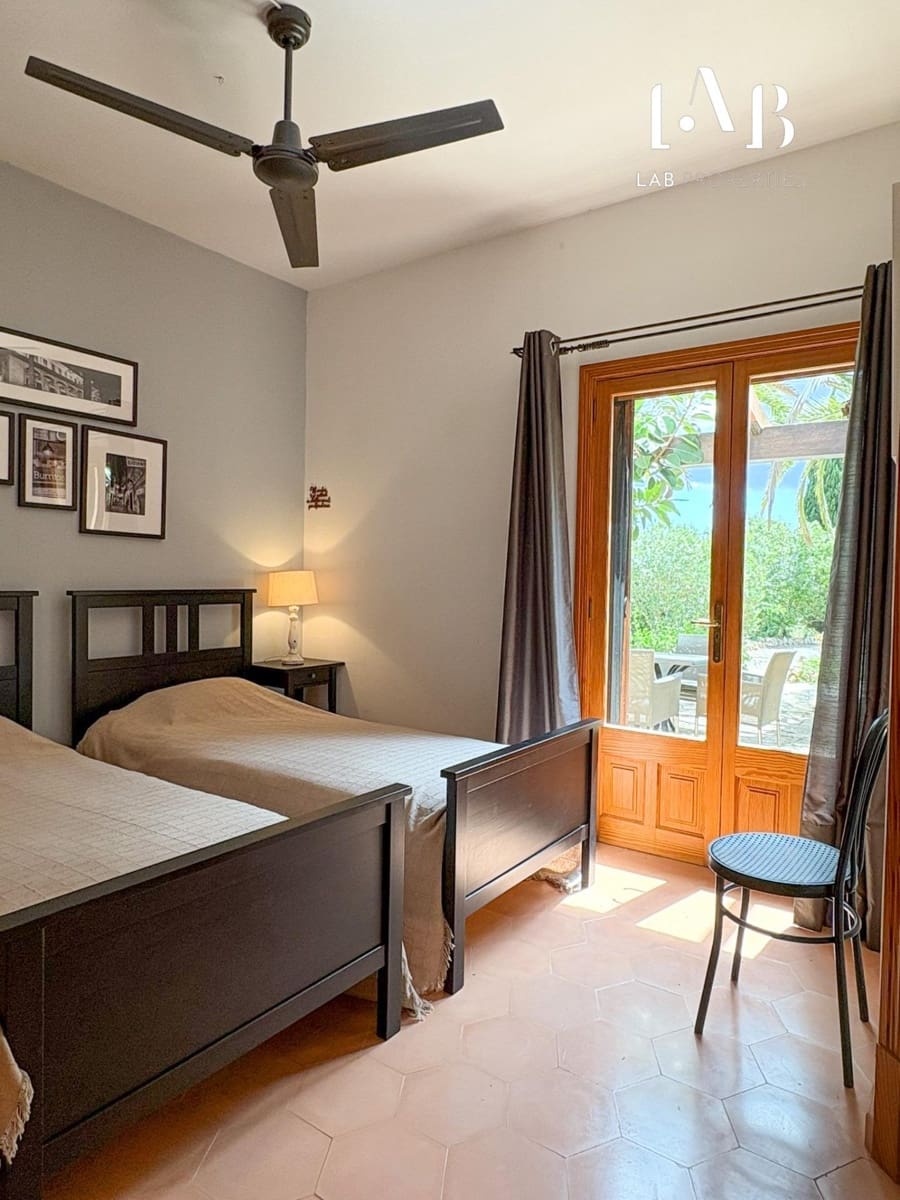 8 soverom Finca/Herregård til salgs i Campos med svømmebasseng garasje - € 2 430 000 (Ref: 8961557)