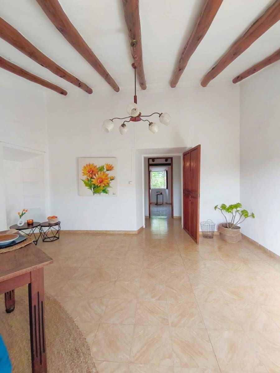 5 slaapkamer Huis te koop in Es Capdella met garage - € 550.000 (Ref: 8970316)