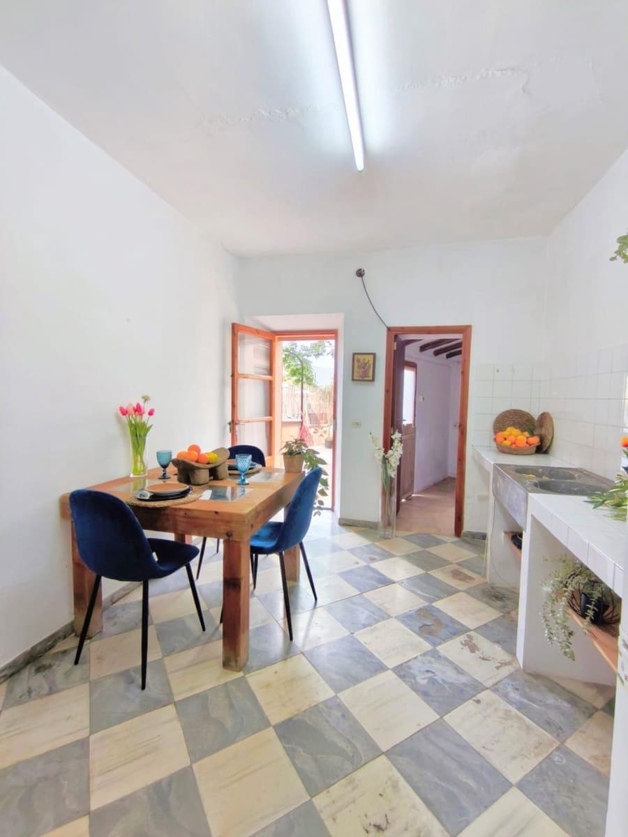 5 soverom Hus til salgs i Es Capdella med garasje - € 550 000 (Ref: 8970316)